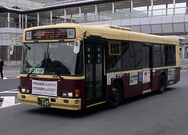 ɒOscoX U KC-LV832L 摜