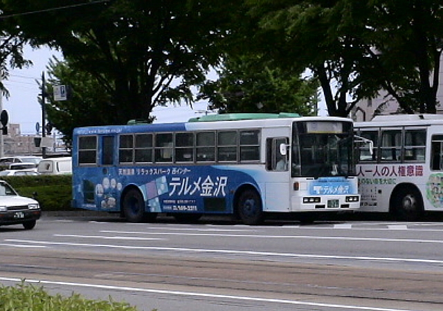 xRnSoX  U-HT2MMAA 摜