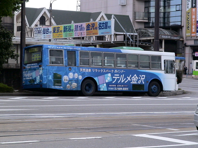 xRnSoX  U-HT2MMAA 摜