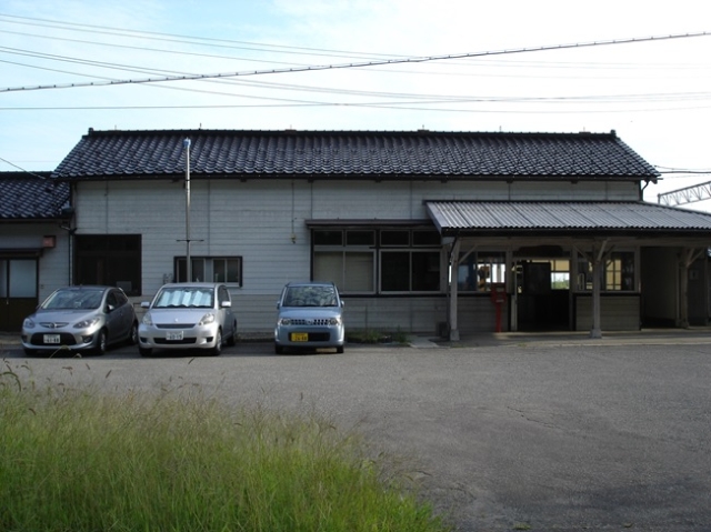 k{ sUw 摜